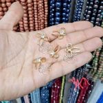 آویز پاپیون نگیندار غیررنگ ثابت (دونه ای)